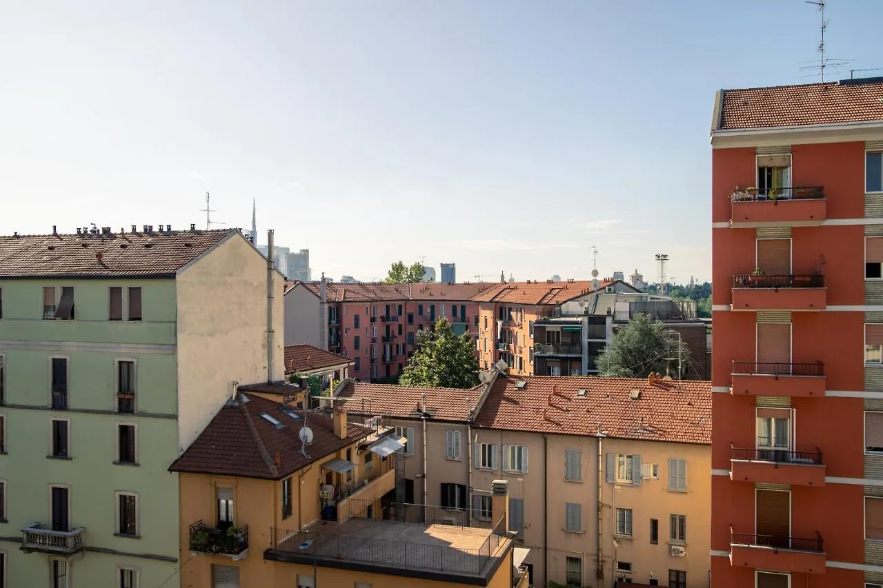 Luna Homes - Studio In Farini Milan Italy