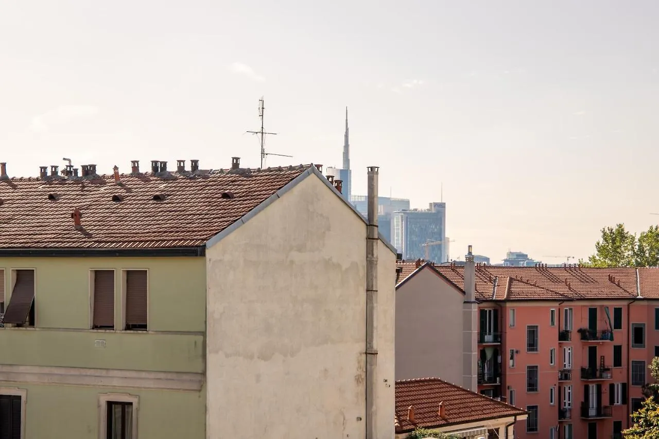 Luna Homes - Studio In Farini Milan